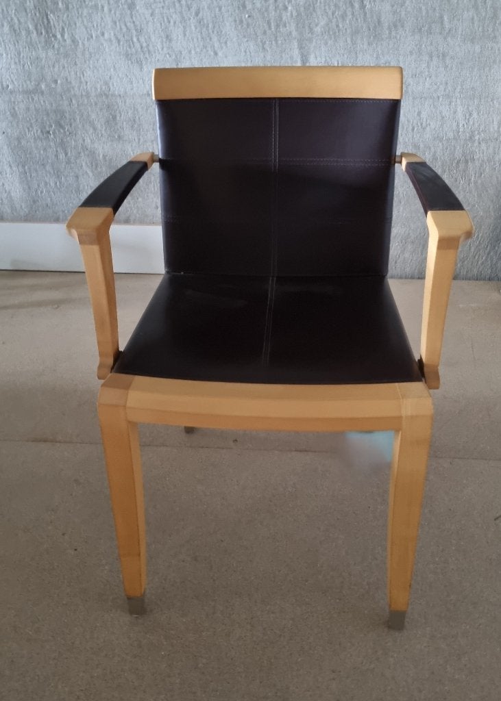 Giorgetti stoel Chi Wing Lo - Kersenhout & Zadelleer, Ophalen, 82 cm, Gesigneerd, Stoel