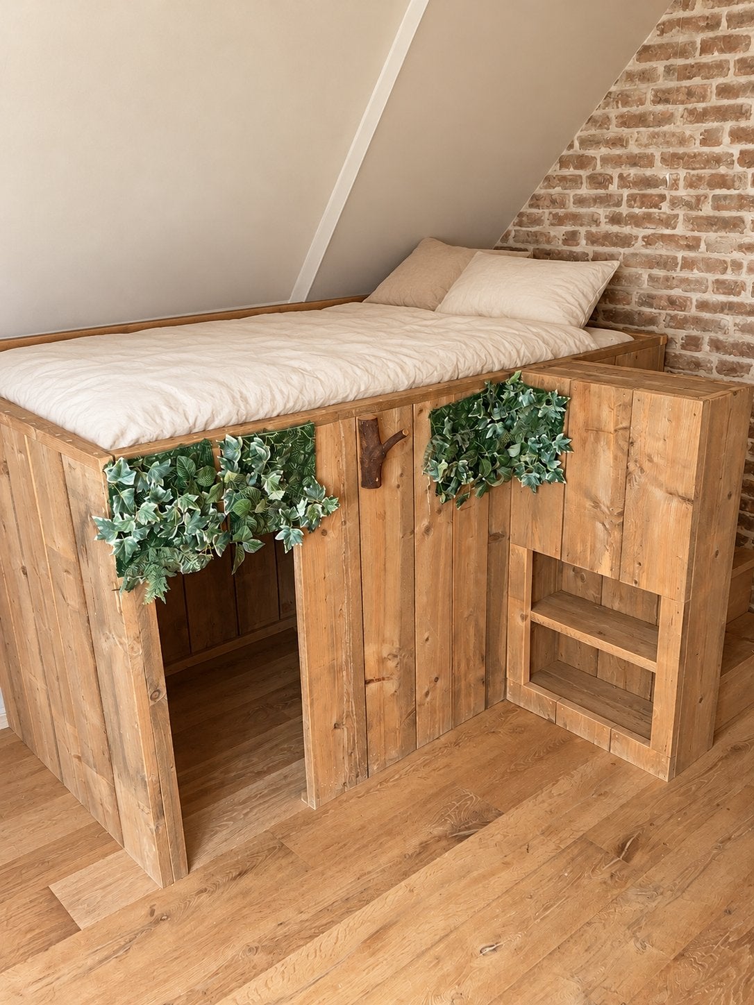 Half hoogslaper steigerhout, Ophalen of Verzenden, Zo goed als nieuw, Hoogslaper