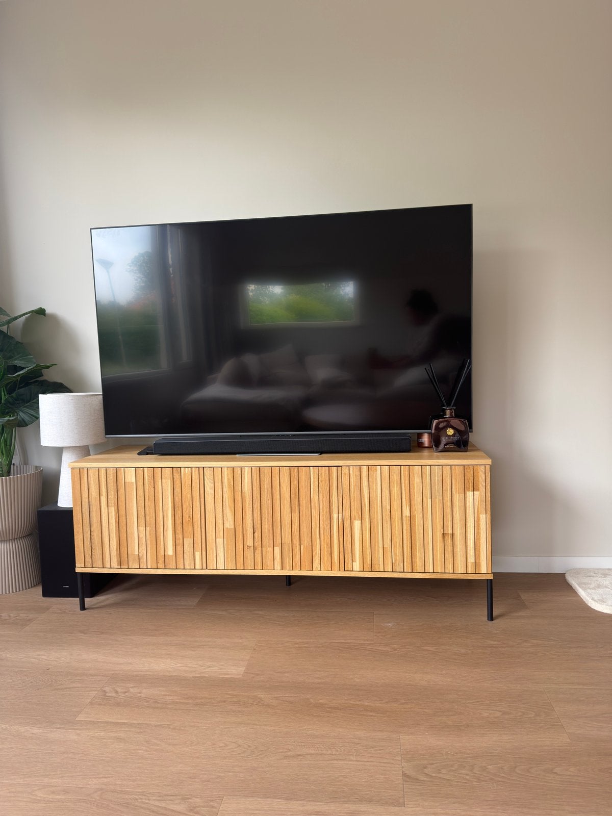 Woood tv meubel 150 cm, Ophalen, 100 tot 150 cm, Zo goed als nieuw, Minder dan 100 cm