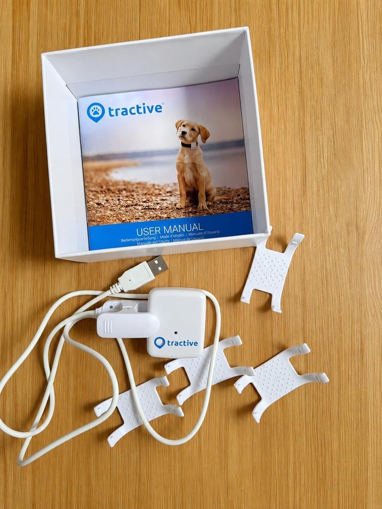 Tractive GPS-tracker + oplader en accessoires, Dieren en Toebehoren, Honden-accessoires, Ophalen of Verzenden, Zo goed als nieuw
