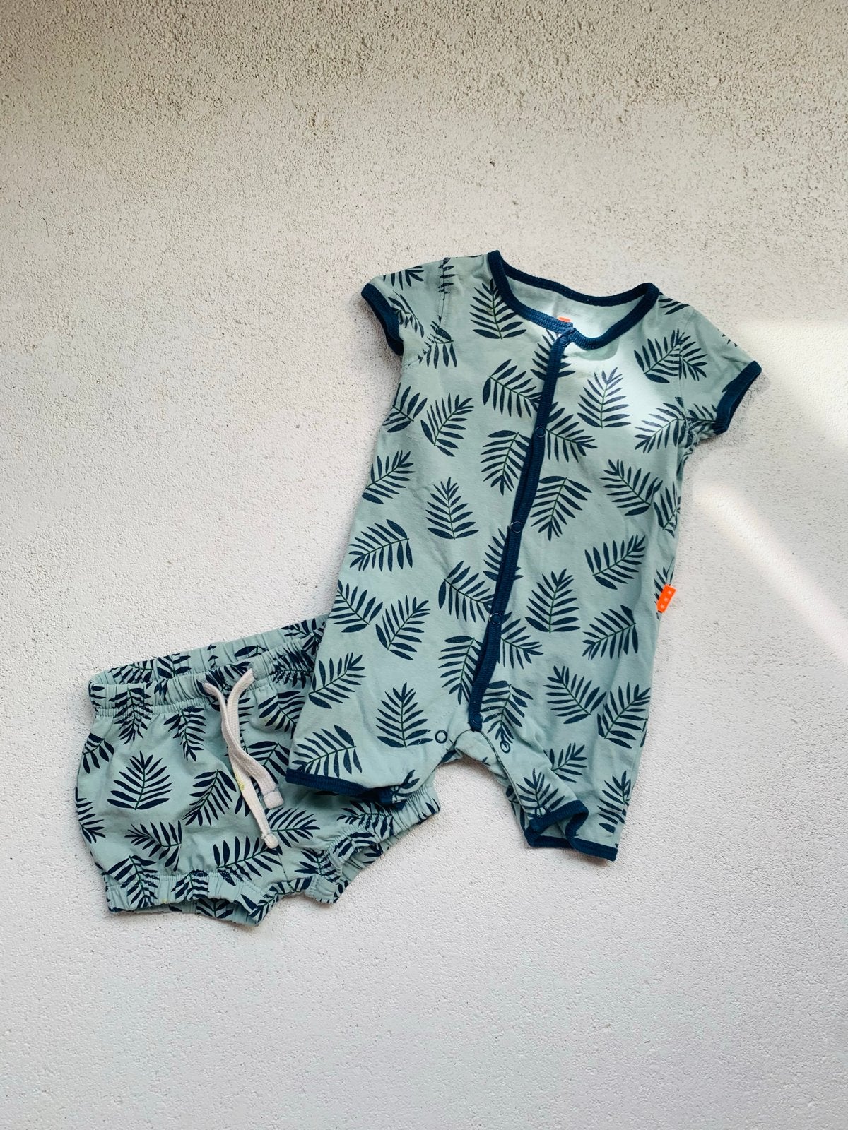 Baby zomersetje HEMA - Korte broek en rompertje maat 68, Ophalen of Verzenden, Zo goed als nieuw, Jongetje of Meisje, Setje