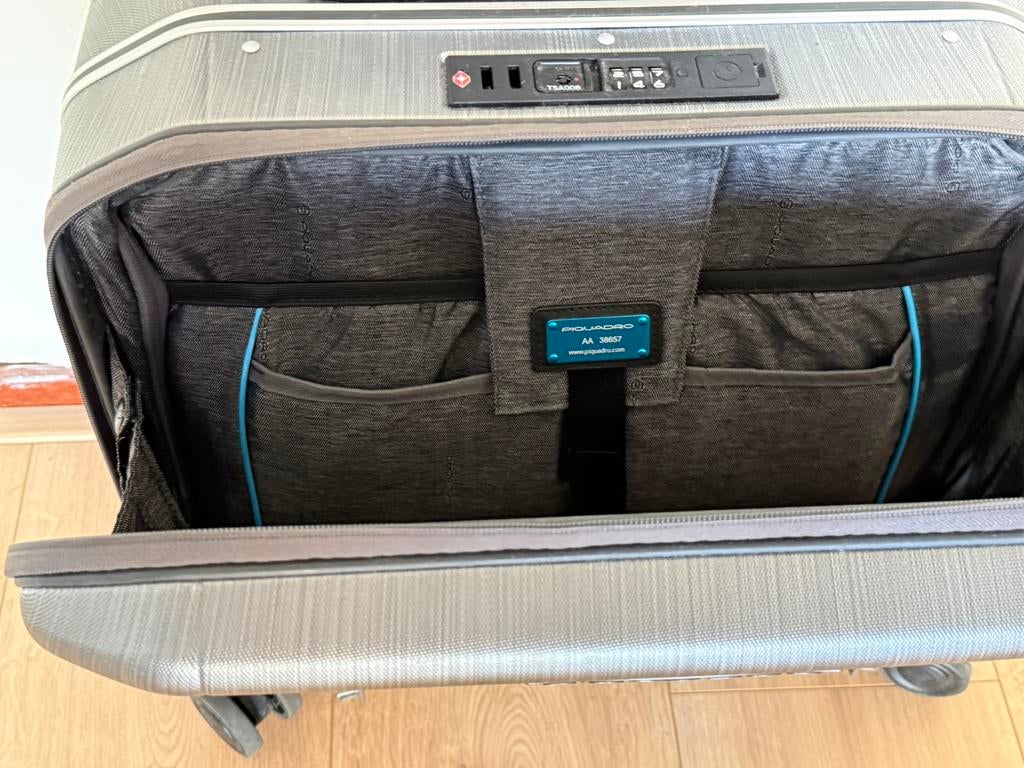 Piquadro PQLM Laptop Trolley (incl. bon + 4 jr. garantie), Wieltjes, Hard kunststof, Minder dan 50 cm, Ophalen of Verzenden