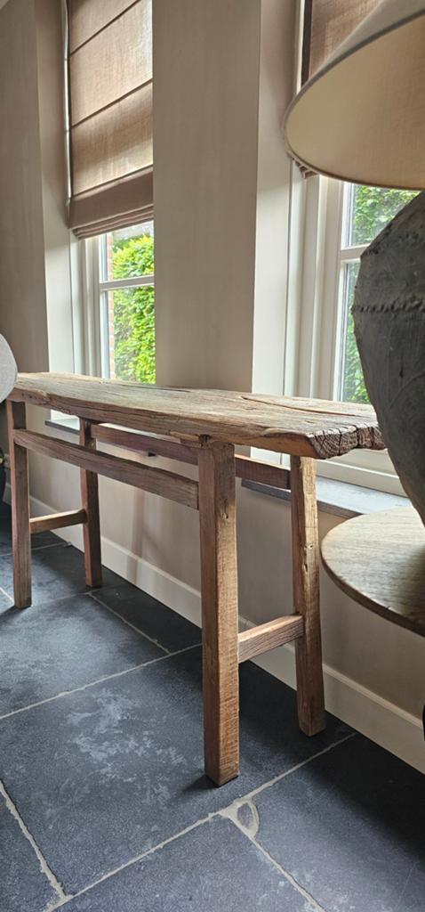 Prachtige houten sidetable - oud eikenhout, Huis en Inrichting, Ophalen, Eikenhout, Zo goed als nieuw, 25 tot 50 cm