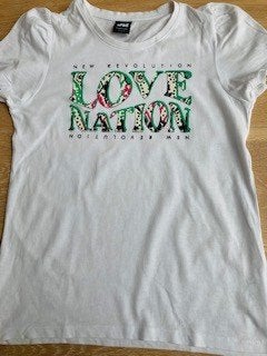 Wit-groen T-shirt van JM mt. 152/158, Kinderen en Baby's, Meisje, Ophalen of Verzenden, Zo goed als nieuw, Shirt of Longsleeve