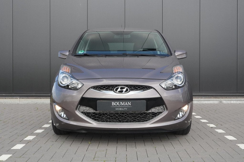 Hyundai ix20 1.6i i-Vision AUTOMAAT, CLIMATE, PDC, CRUISE, Auto's, Hyundai, Euro 5, 4 cilinders, Bruin, Bedrijf