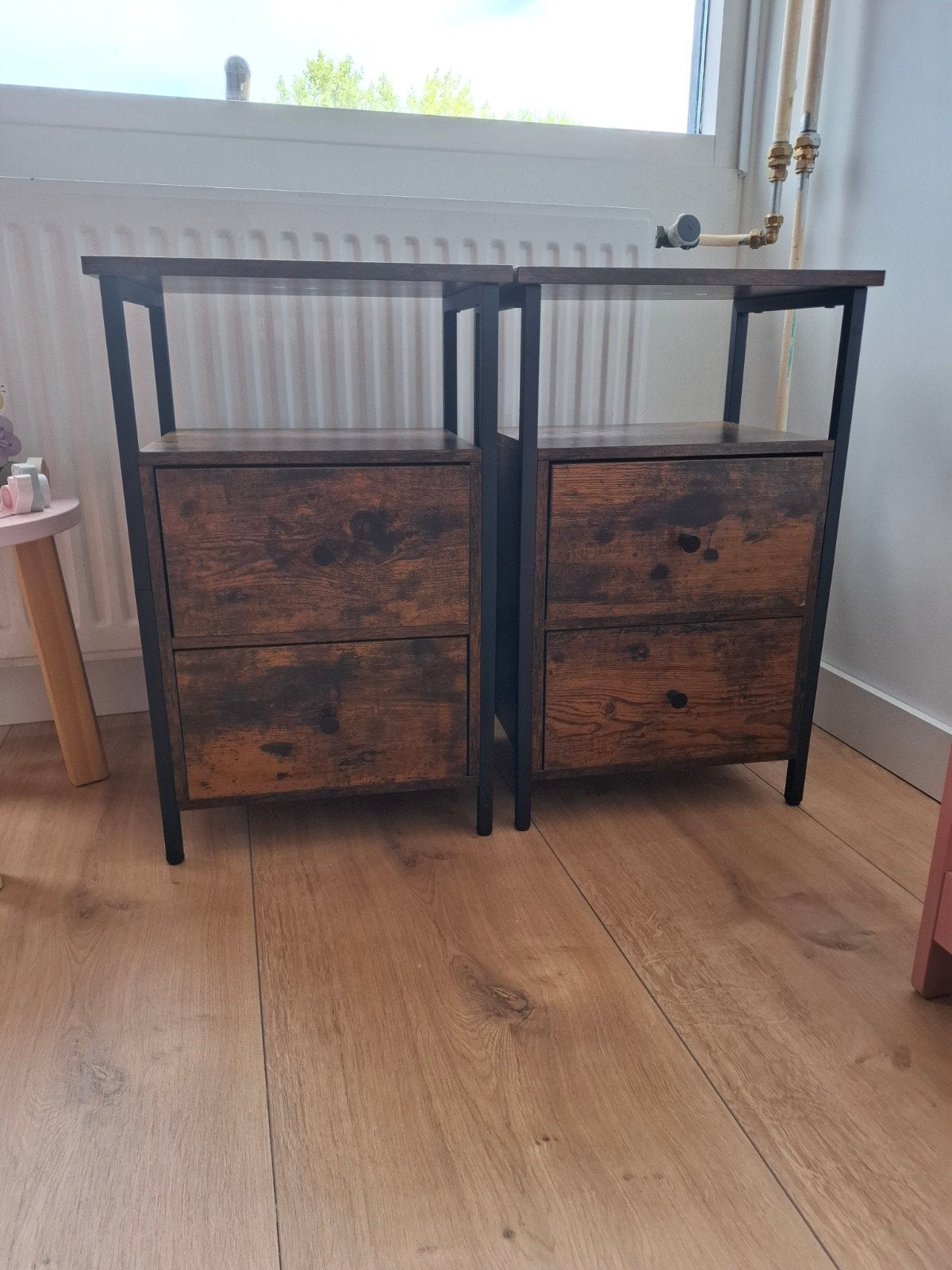 2 nachtkastjes, Ophalen, Zo goed als nieuw, Minder dan 45 cm, 55 tot 70 cm
