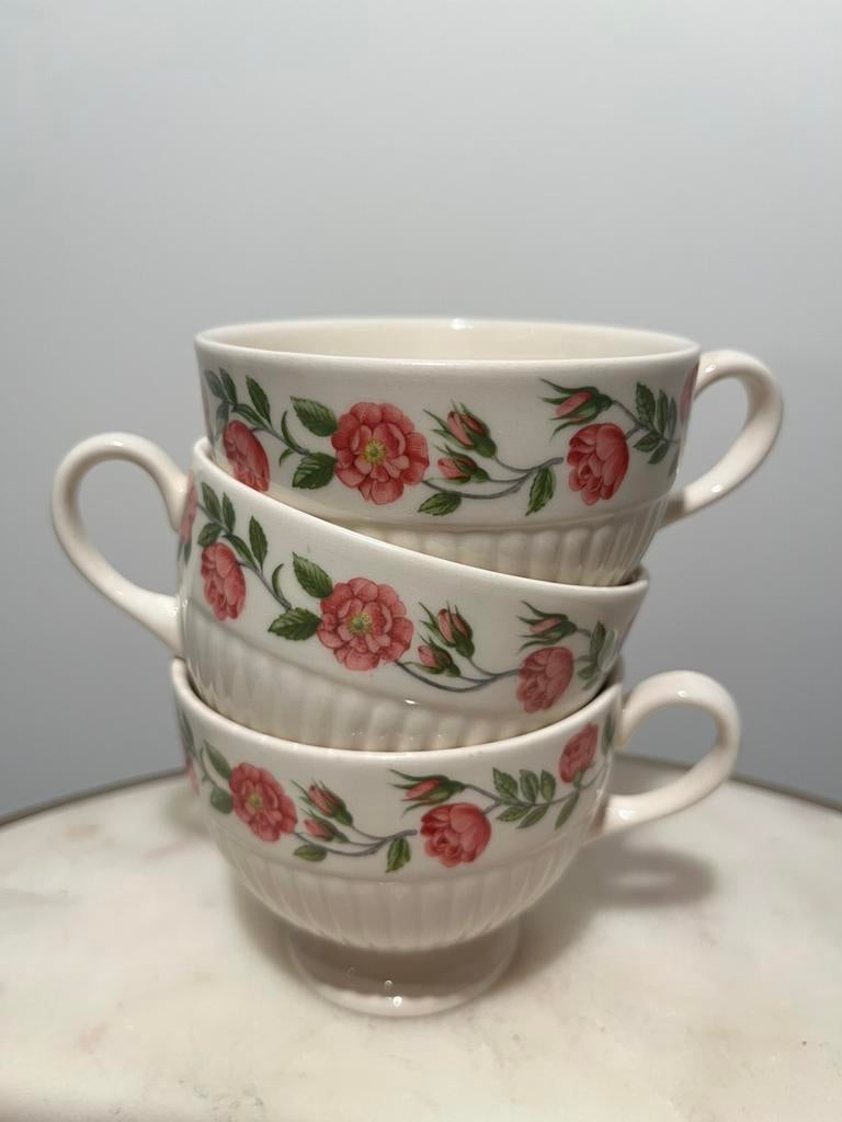 Wedgwood 3x Edme "Rosalind" Theekopjes Etruria & Barlaston, Gebruikt, Ophalen of Verzenden, Wedgwood, Kop(pen) en/of Schotel(s)