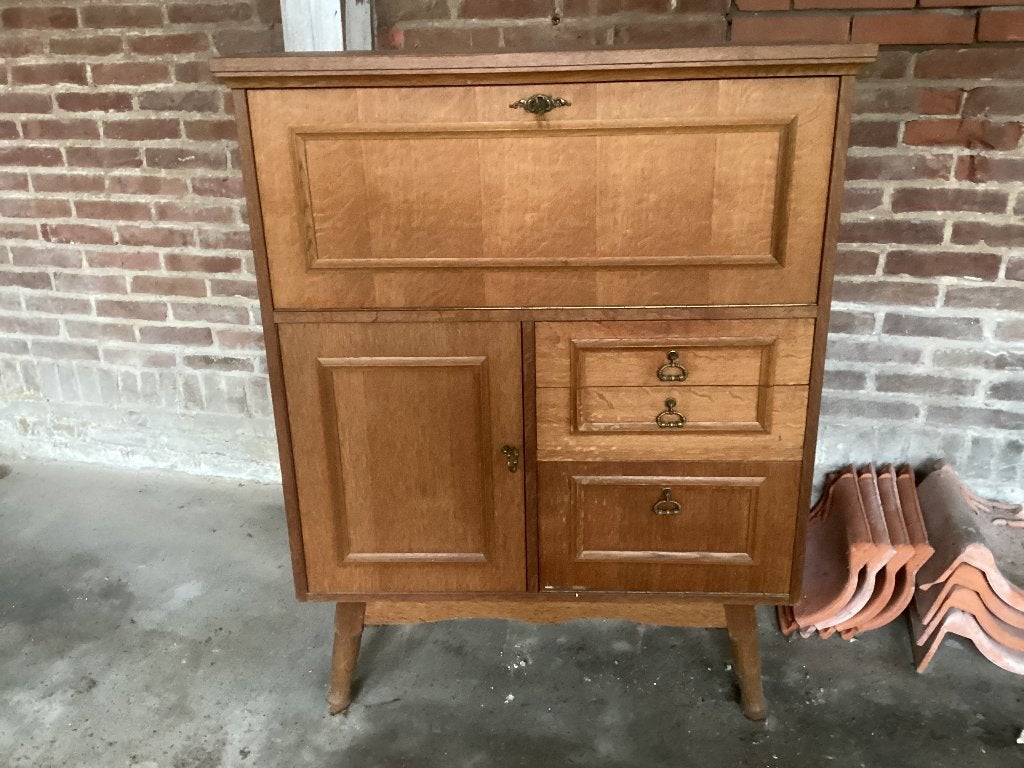 Vintage Secretaire, Ophalen