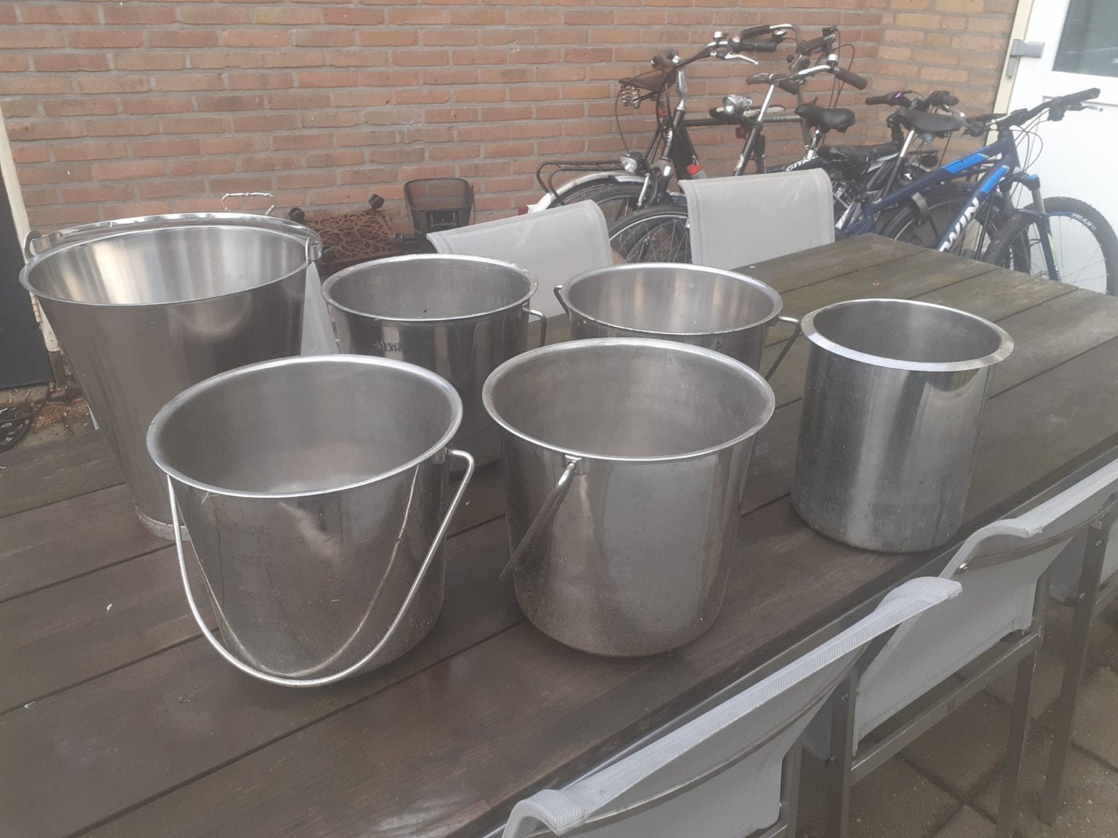 Set van 6 RVS emmers - Diverse maten, Huis en Inrichting, Emmers, Ophalen, Gebruikt, RVS, Met handgreep