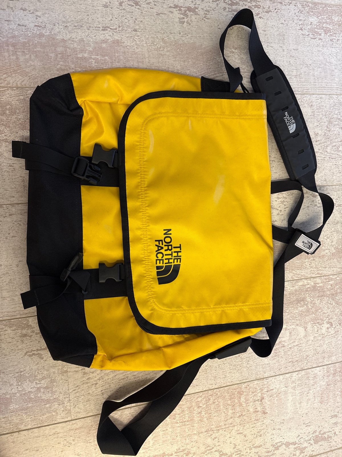 The North Face ruime gele laptoptas/schoudertas, Ophalen of Verzenden, Gebruikt, Geel, Overige merken