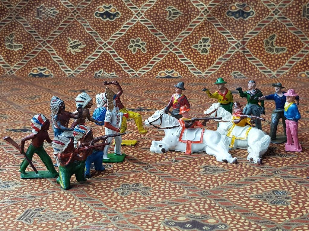 14 cowboys en Indianen mooi oud Engels speelgoed van tin., Antiek en Kunst, Ophalen of Verzenden