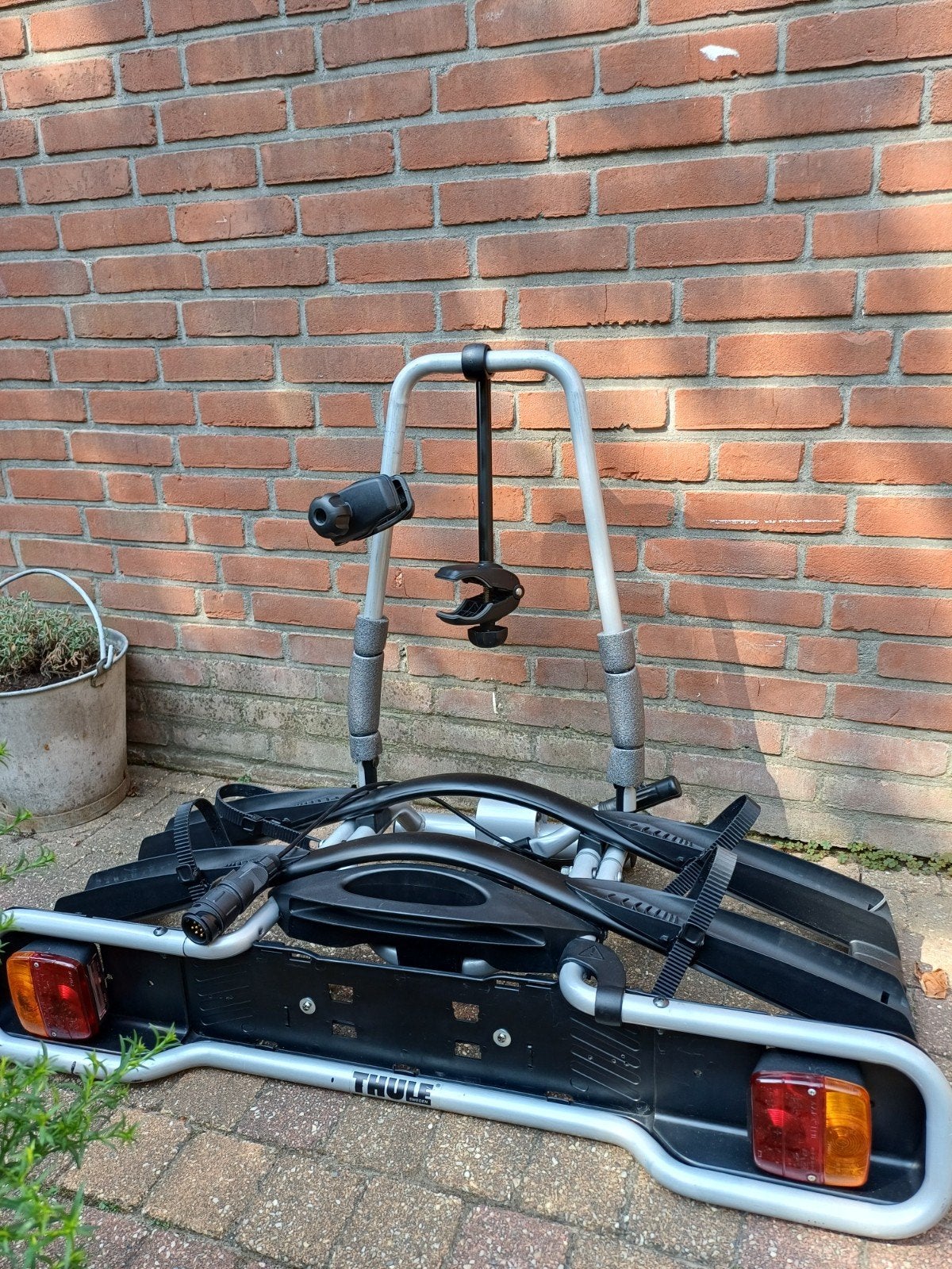 Thule fietsendrager voor 2 fietsen met 13-7P adapter, Ophalen of Verzenden, 2 fietsen, Gebruikt, Trekhaakdrager