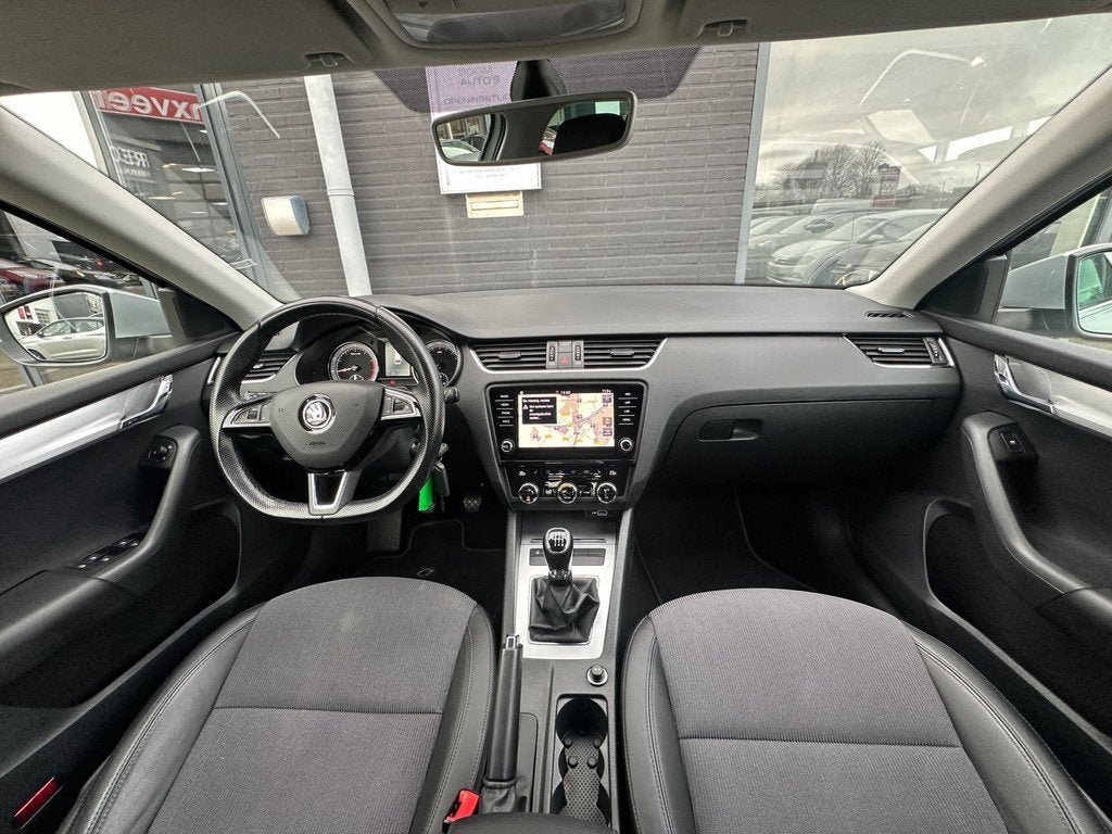 Skoda Octavia Combi 1.0 TSI Greentech Business Edition/1STE, Auto's, Skoda, Gebruikt, Origineel Nederlands, 3 cilinders, Zilver of Grijs