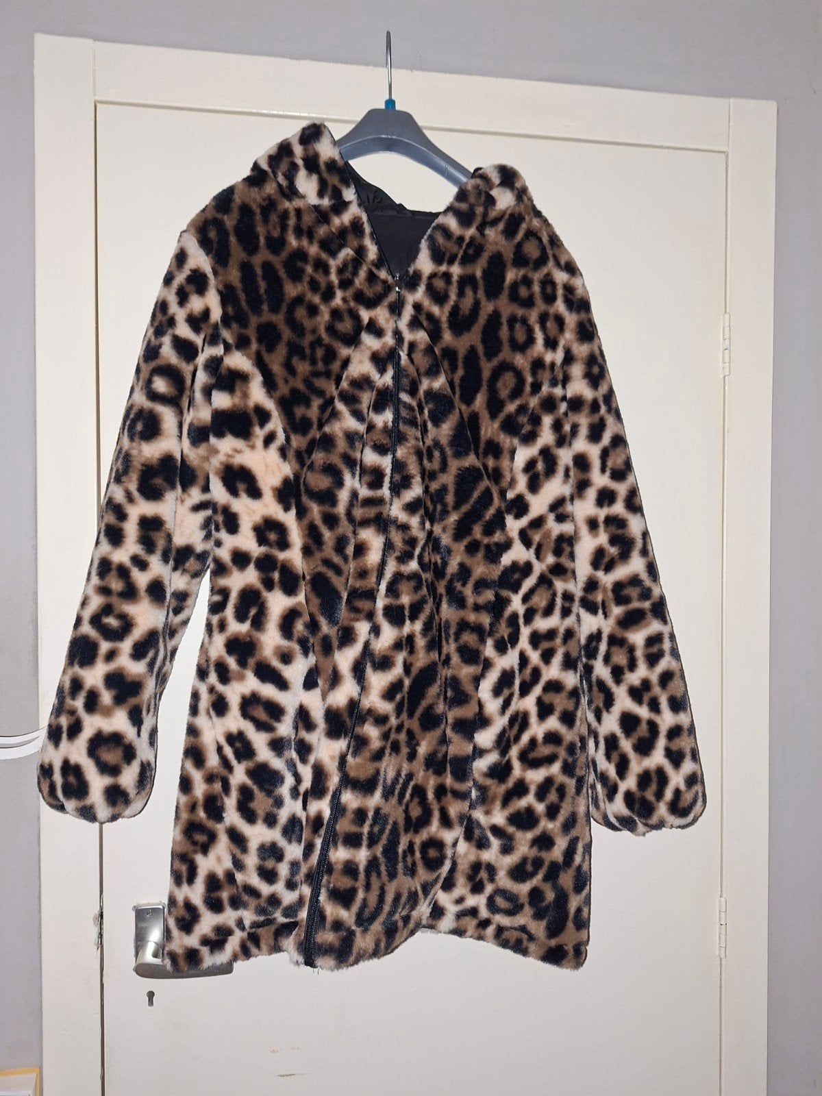 jas 2 kanten draagbaar zgan 15 euro maat XL, Zwart, Maat 42/44 (L), Ophalen of Verzenden, Zo goed als nieuw