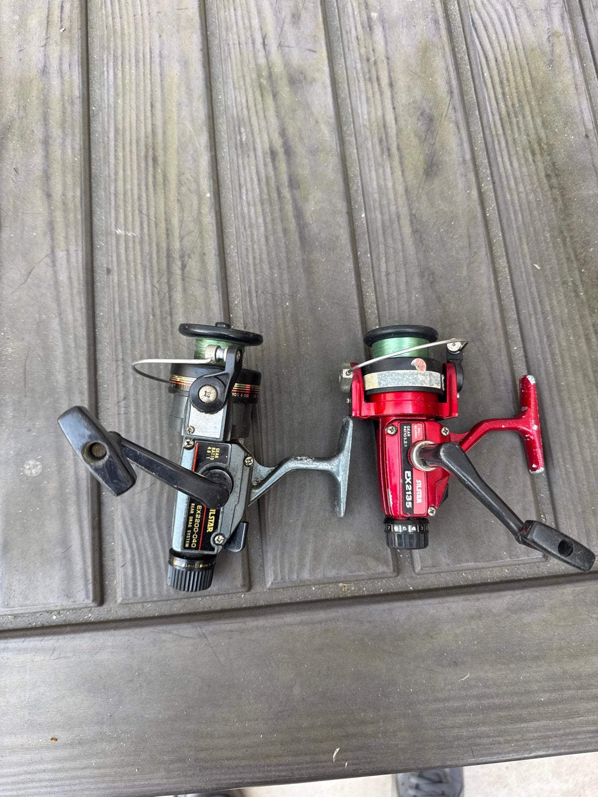 Set van 2 Silstar vismolens - EX2135 & EX2200-040, Watersport en Boten, Ophalen, Gebruikt, Molen