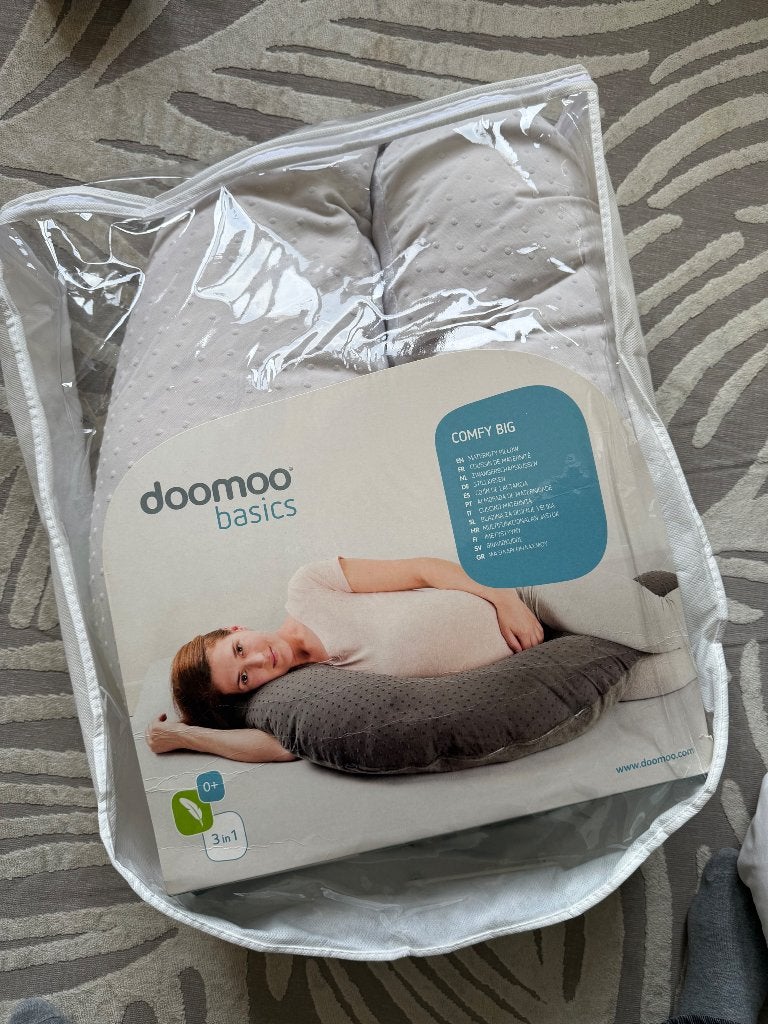 Doomoo comfy big zwangerschapskussen grijs, Ophalen, Gebruikt