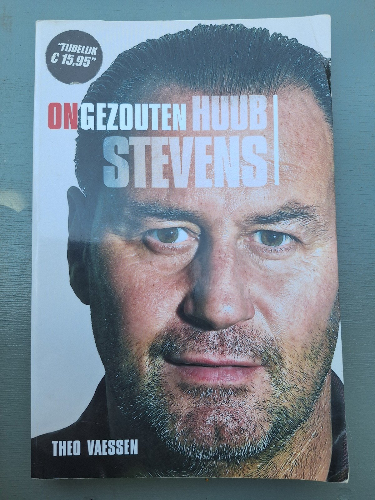 T. Vaessen - Huub Stevens- Ongezouten, Ophalen of Verzenden, Gelezen, T. Vaessen