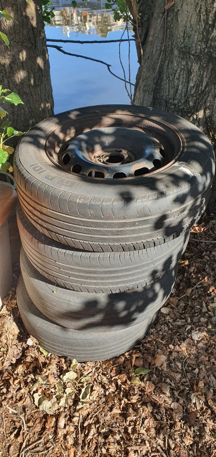 Gebruikte Peugot Partner Zomerbanden op velg 195/65R15, Gebruikt, 15 inch, Banden en Velgen, Ophalen of Verzenden