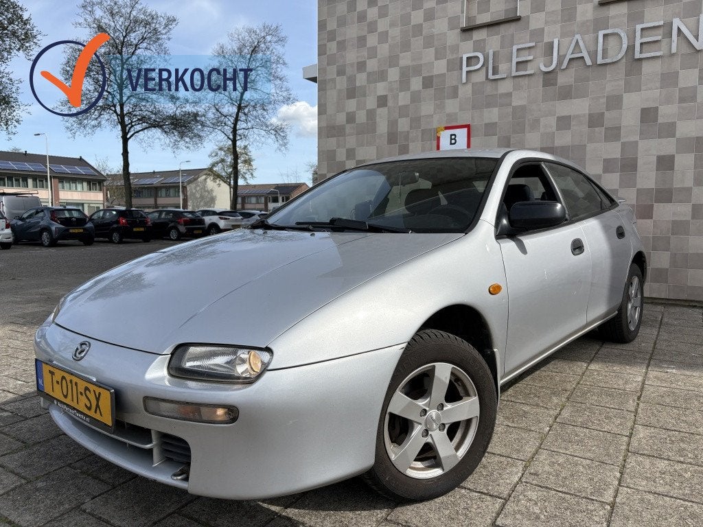 Mazda 323 1.8i F GLX AUTOMAAT CARPLAY HANDEL/EXPORT/ZO MEE, Auto's, Oldtimers, Automaat, Stof, Bedrijf, Mazda