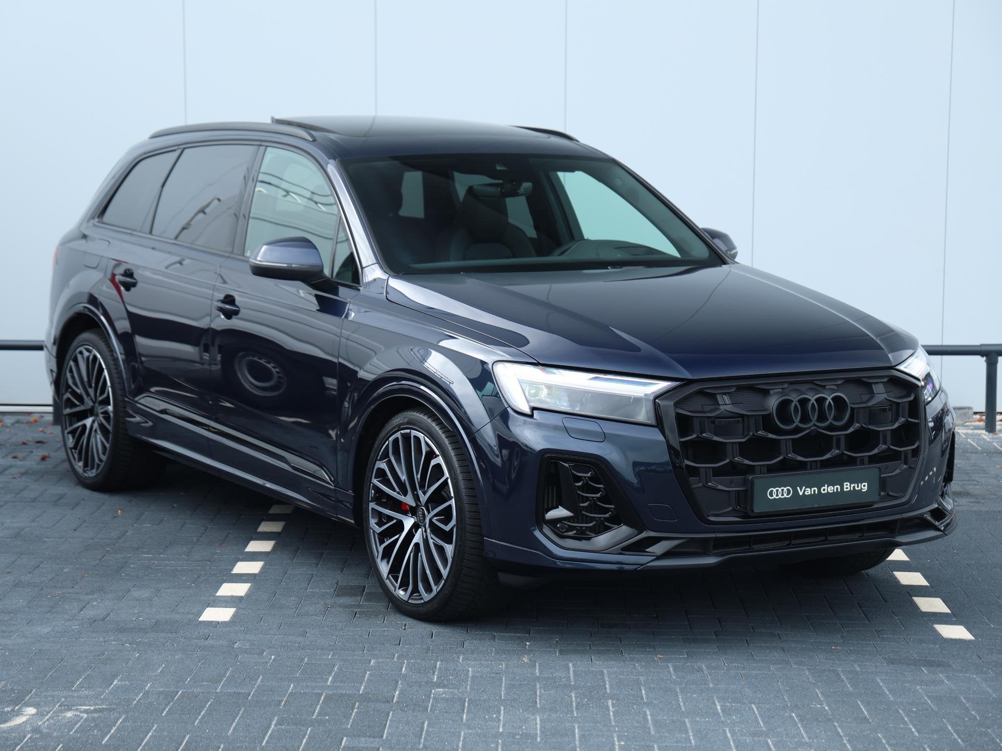 Audi Q7 55 TFSI e quattro Pro Line S | Vierwielbesturing | S, Auto's, Automaat, Gebruikt, Blauw, 26 kWh