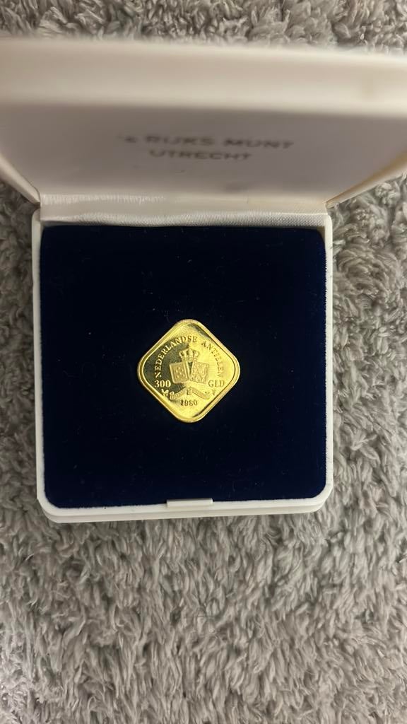 Gouden munt Nederlandse Antillen 300 Gulden 1980, Ophalen of Verzenden, Midden-Amerika, Losse munt, Goud