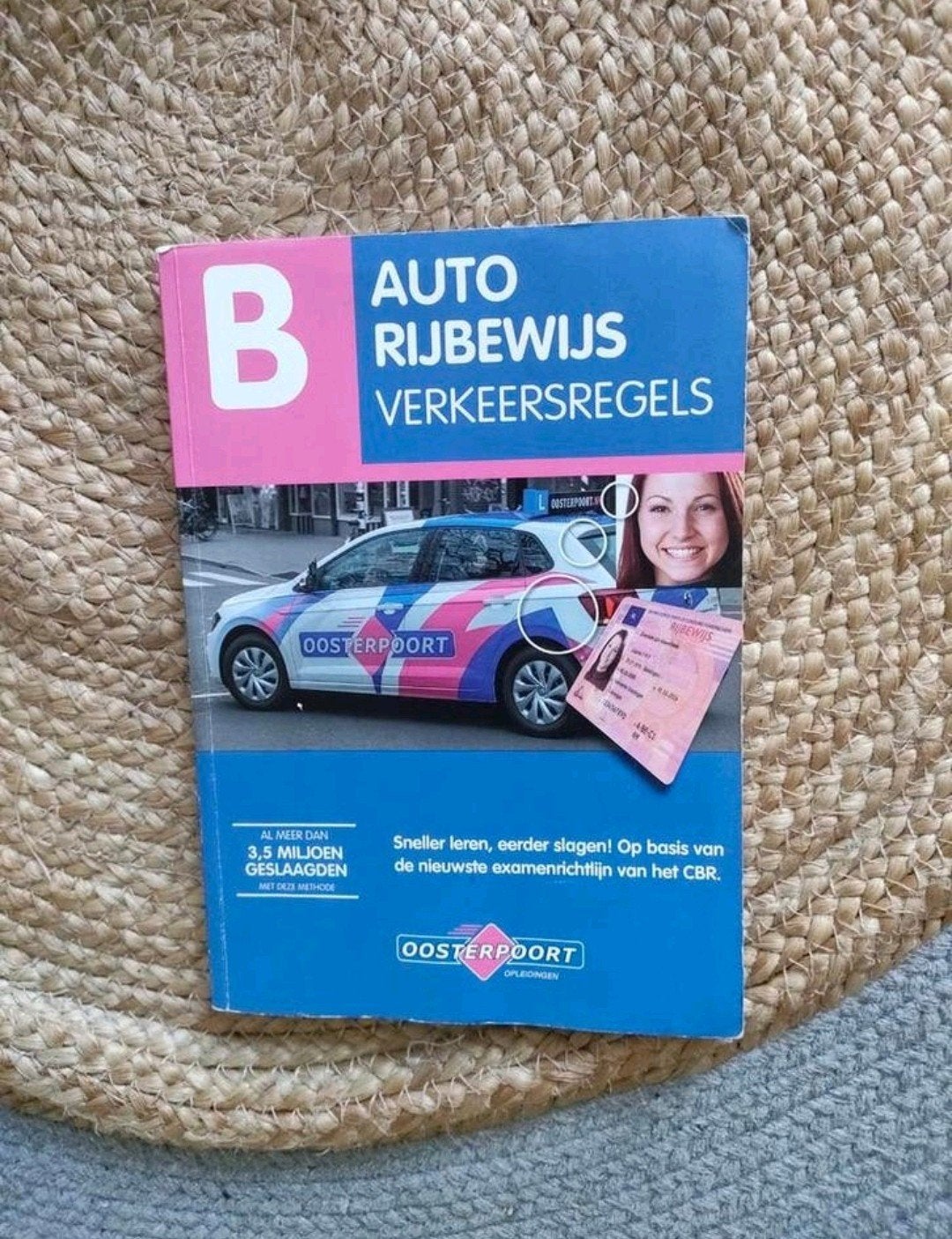 Auto Theorie Boek - Oosterpoort Rijbewijs B, Ophalen, Zo goed als nieuw, Algemeen, Oosterpoort
