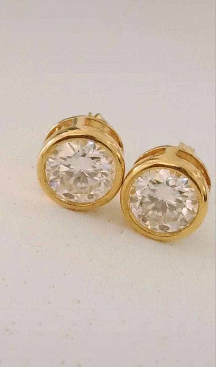 18K Gouden Oorbellen met 4 ct Diamant Totaal, Sieraden, Tassen en Uiterlijk, Nieuw, Ophalen of Verzenden, Met edelsteen, Knopjes of Stekers
