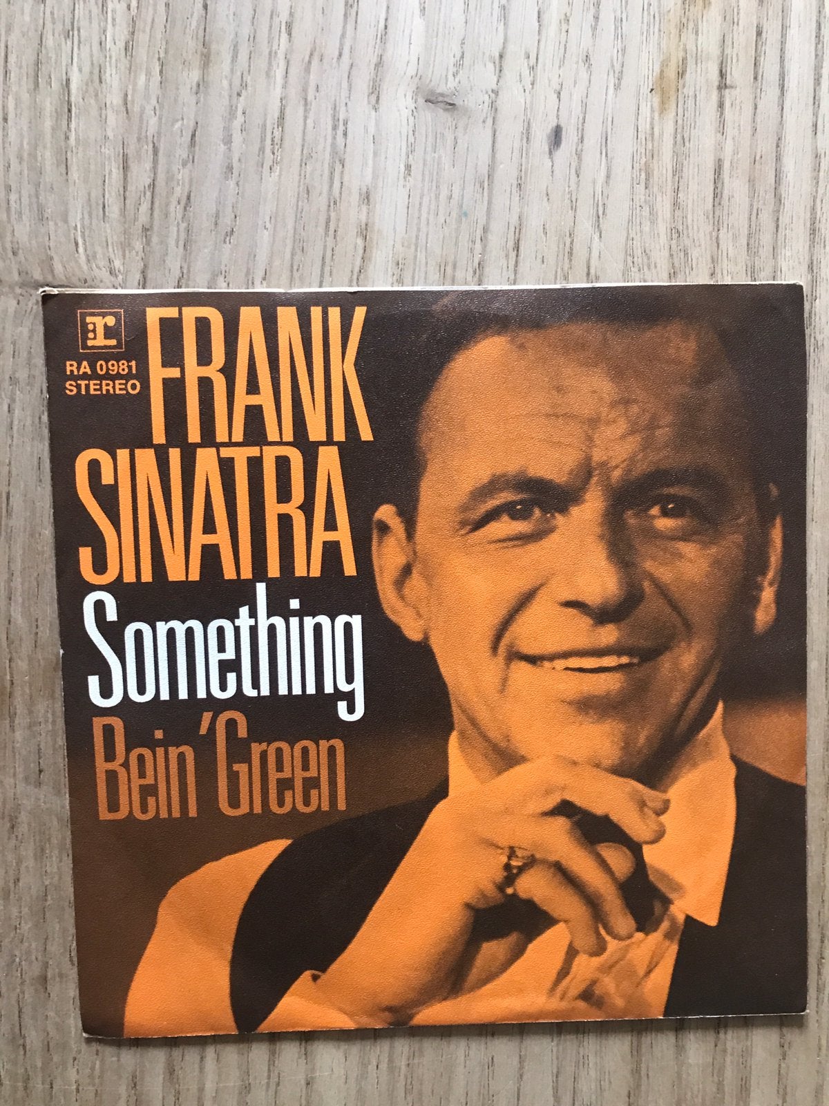 Frank Sinatra / something / bein’ green, Ophalen of Verzenden, Zo goed als nieuw, Pop