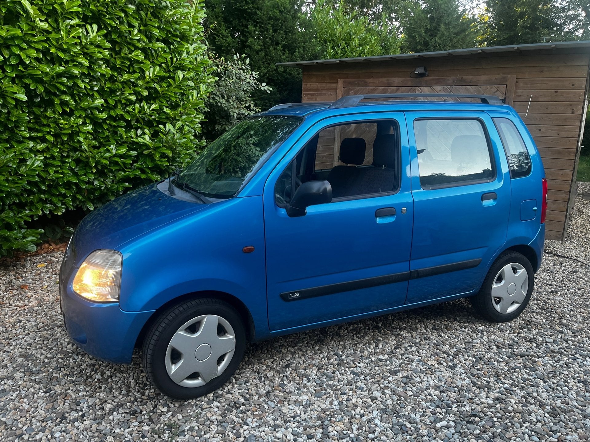 Suzuki Wagon R+ AUTOMAAT !, Stof, Zwart, 4 cilinders, Origineel Nederlands