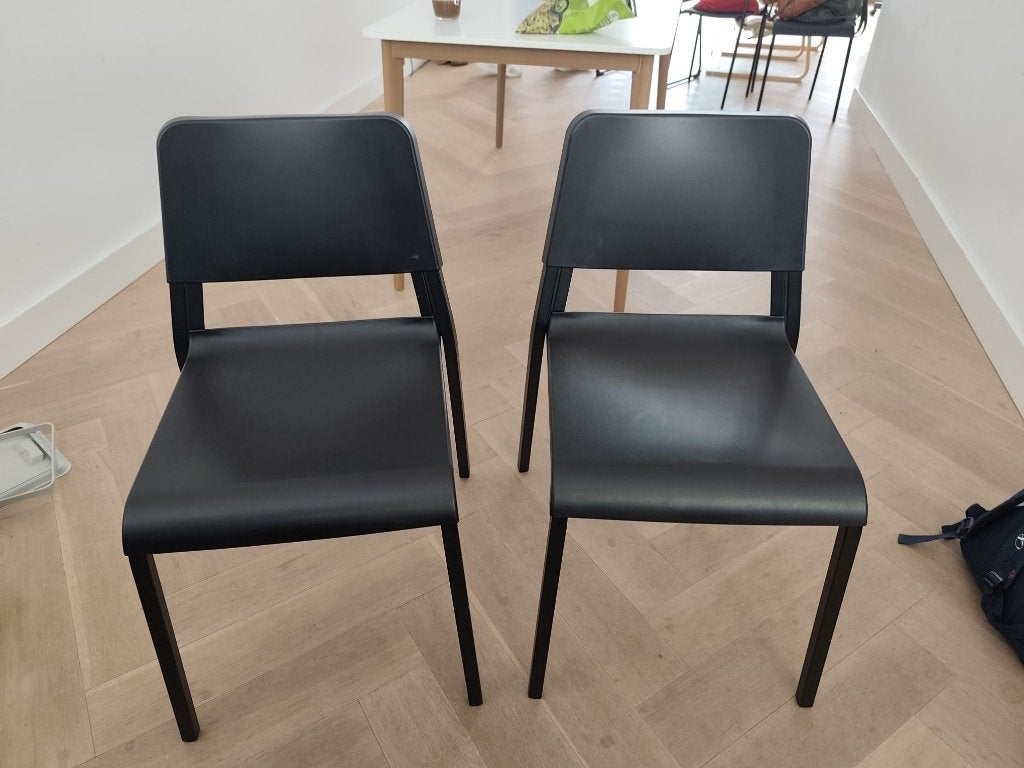 Ikea Teodores Kitchen Chairs, Huis en Inrichting, Ophalen, Kunststof, Twee, Zwart