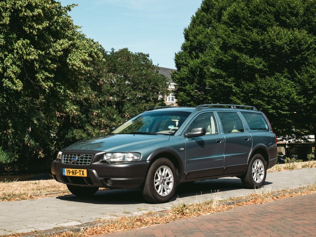 Volvo XC70 2.5 T AWD, Automaat, 1800 kg, Beige, XC70