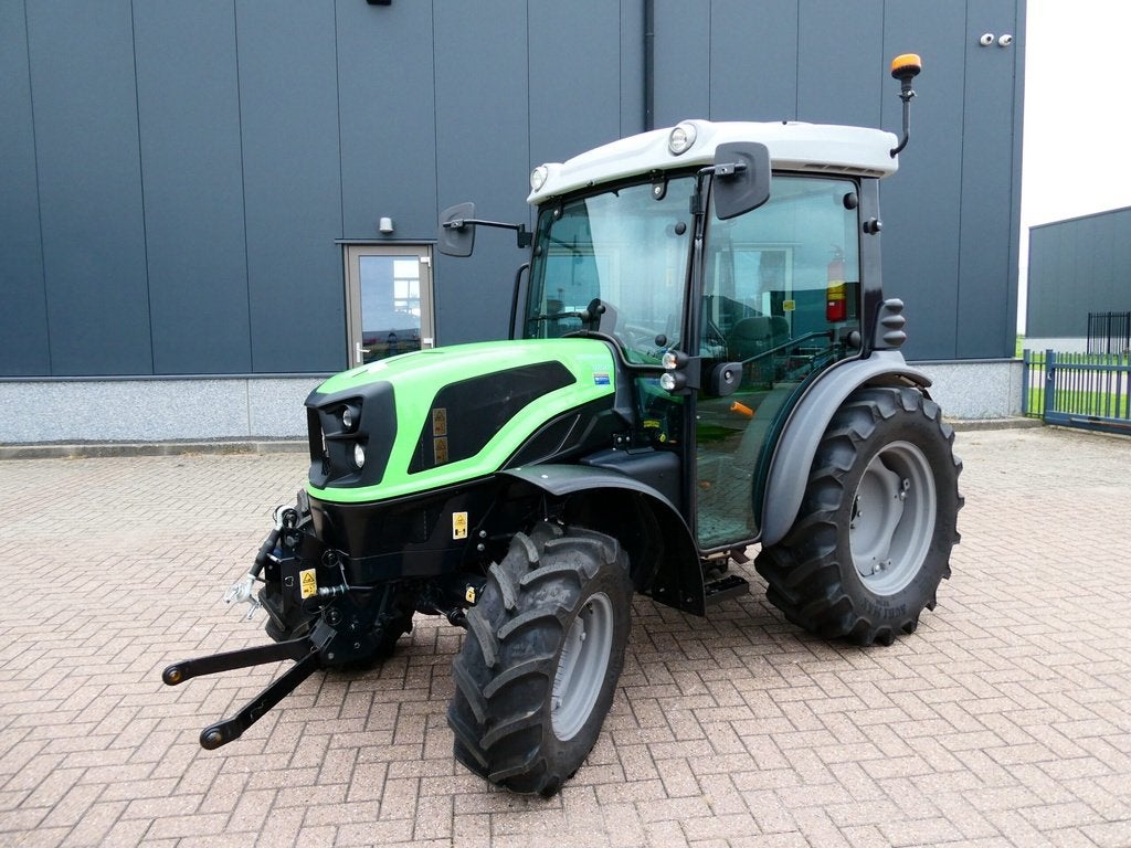Deutz 3050 4wd / 00571 Draaiuren / Full Options, Zakelijke goederen, Overige merken, Tot 2500, Infonl@deutz.com, Malachiet 300
3316 LD  Dordrecht