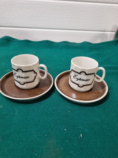 Espresso kopjes en schotel twee stellen retro, Ophalen of Verzenden, 'T Olde Gre-j, Info@toldegrej.nl, Endepoelstraat 20f Didam