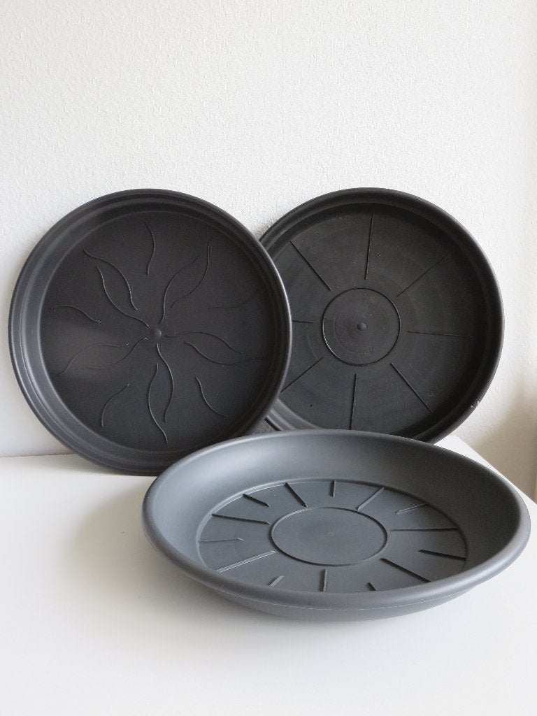 3 kunststof plantschotels 41 a 42 cm Elho en Ypma, Kunststof, Gebruikt, 40 cm of meer, Rond