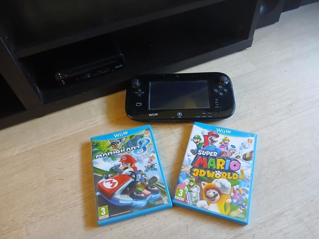 Nintendo Wii U Zwart met 17 spellen, Spelcomputers en Games, Spelcomputers | Nintendo Wii U, Ophalen, Gebruikt, Zonder controller