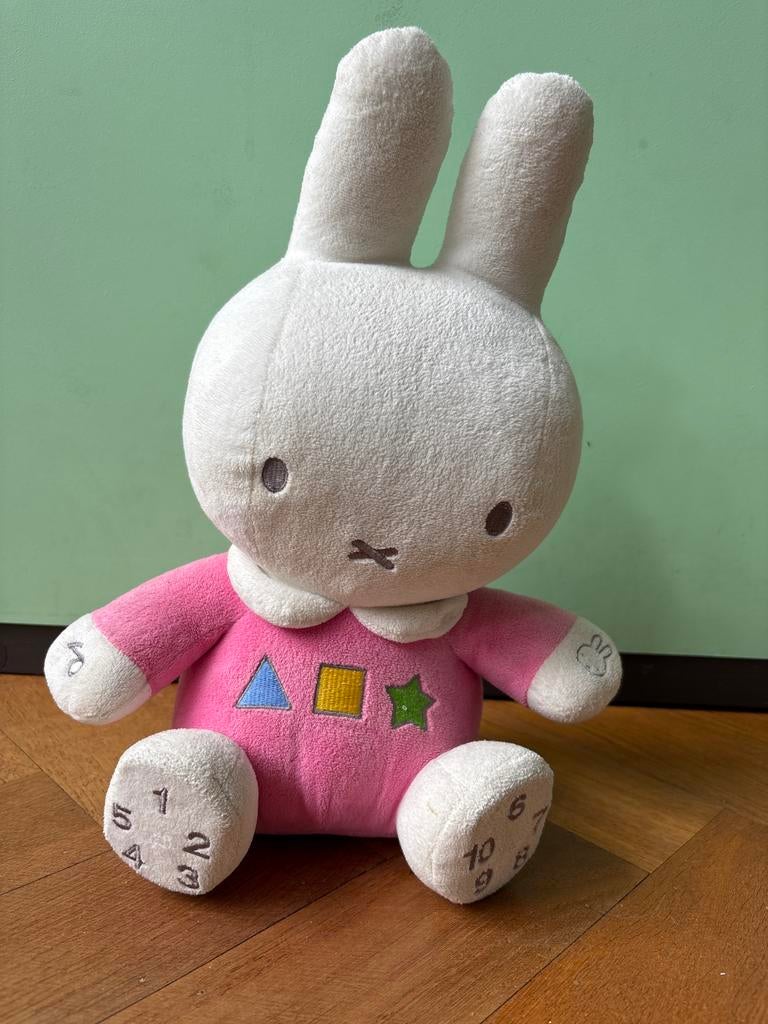 Nijntje knuffel met geluid en cijfers/vormen, Gebruikt, Met geluid, Konijn, Nijntje