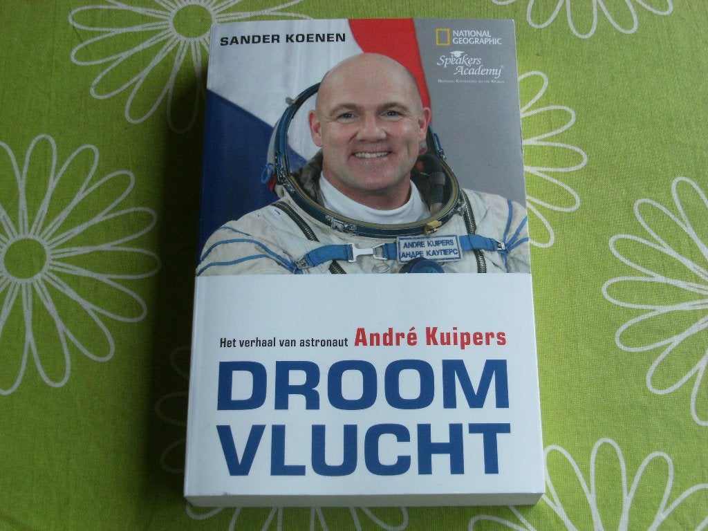 André Kuipers - Droomvlucht - Het verhaal van de astronaut, Boeken, Ophalen of Verzenden, Zo goed als nieuw, André Kuipers