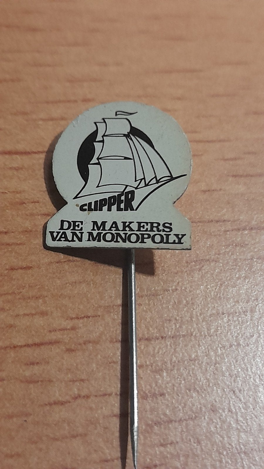 Vintage Clipper Monopoly Speldje - De Makers van Monopoly, Verzenden, Gebruikt, Overige onderwerpen, Speldje of Pin