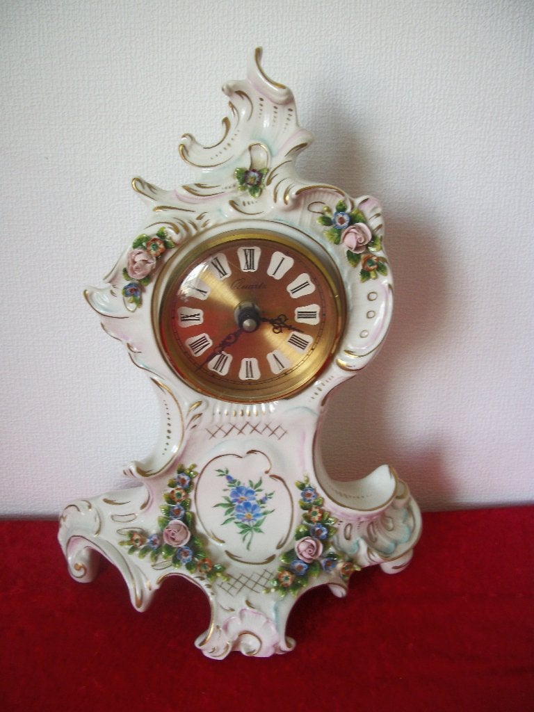 Klok - Sitzendorf - Porselein - 29 cm hoog - zgan, Ophalen of Verzenden