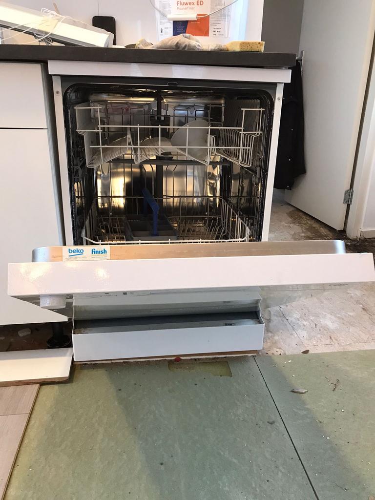 Beko vaatwasser - 5 jaar oud, zeer goede staat, Ophalen, Gebruikt, 60 cm of meer, Vrijstaand