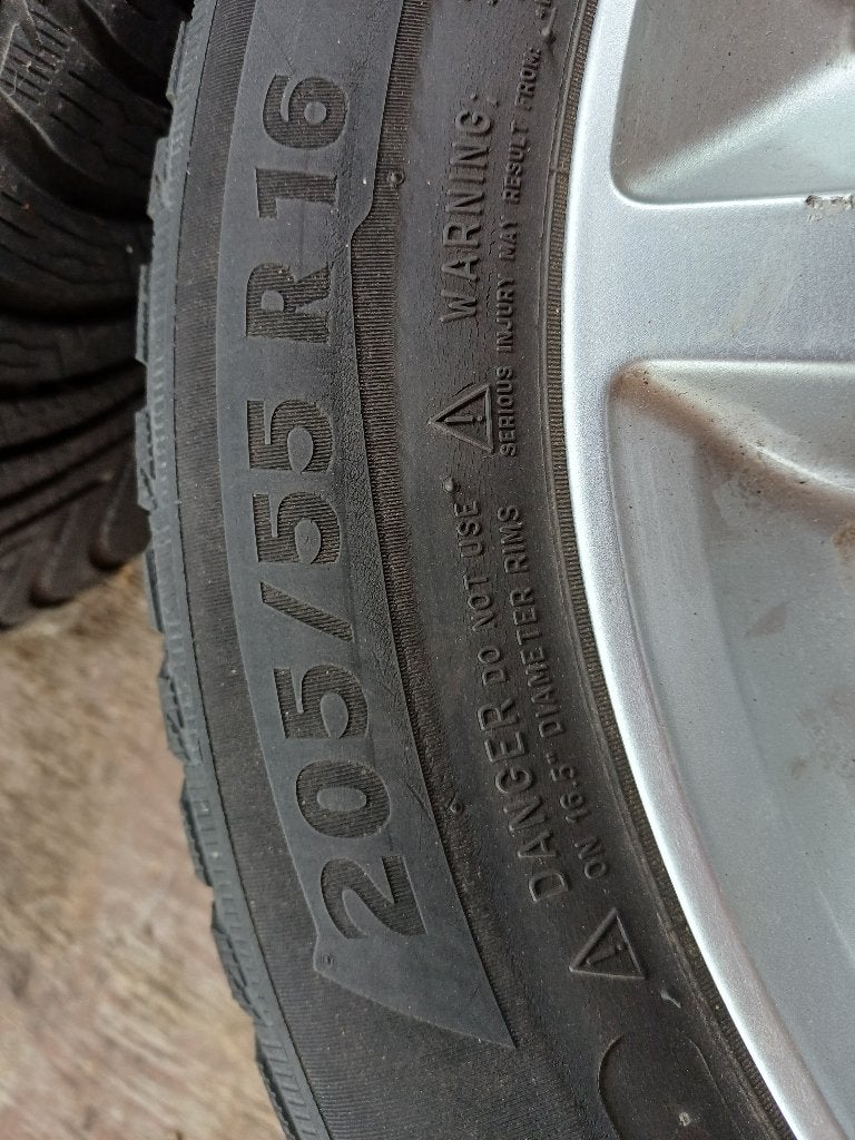 velgen met winterbanden, Gebruikt, 16 inch, Banden en Velgen, Personenwagen