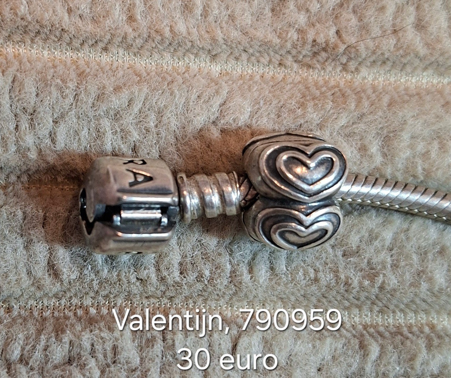 Pandora armband met bedels - Zilveren bedelarmband, Sieraden, Tassen en Uiterlijk, Armbanden, Gebruikt, Zilver, Zilver, Met bedels of kralen