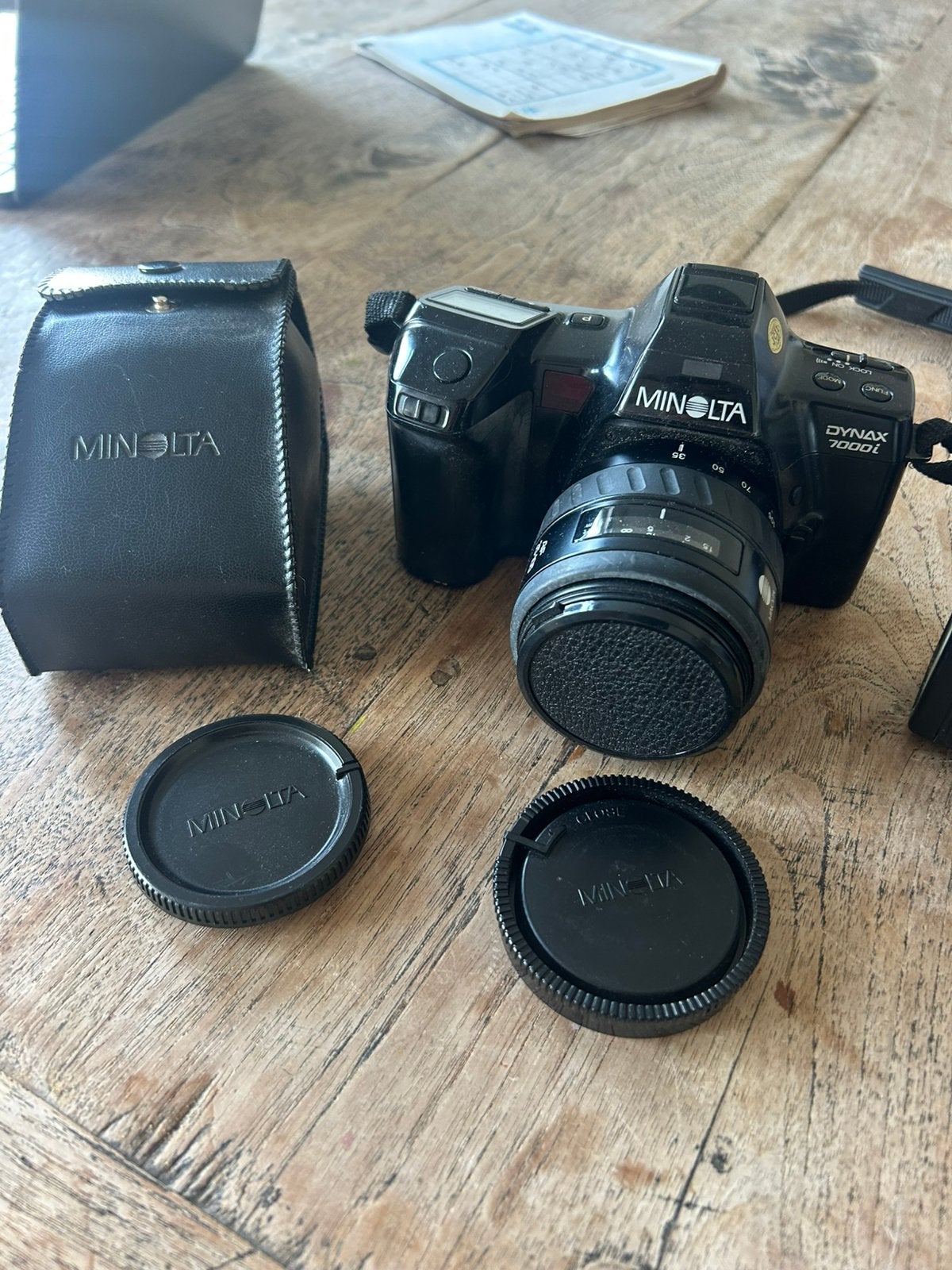 Minolta Dynax 7000i analoge spiegelreflex camera + flitser, Audio, Tv en Foto, Ophalen of Verzenden, Zo goed als nieuw, Spiegelreflex