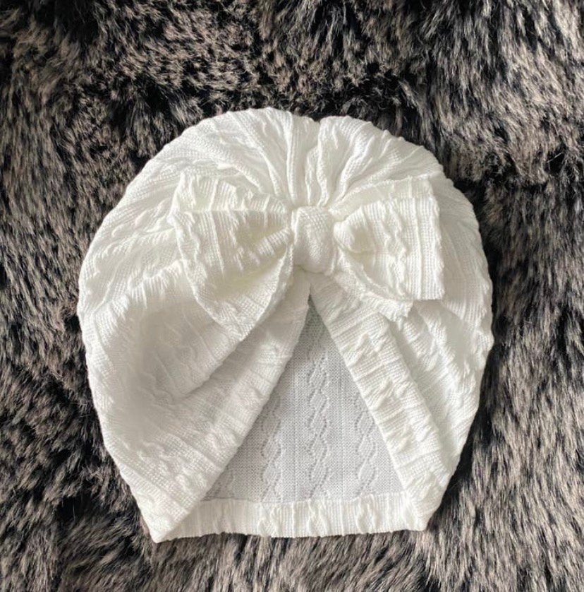 Reborn baby mutsje met  strik / nieuw !, Verzenden, Nieuw, Babypop, Levensecht of Reborn