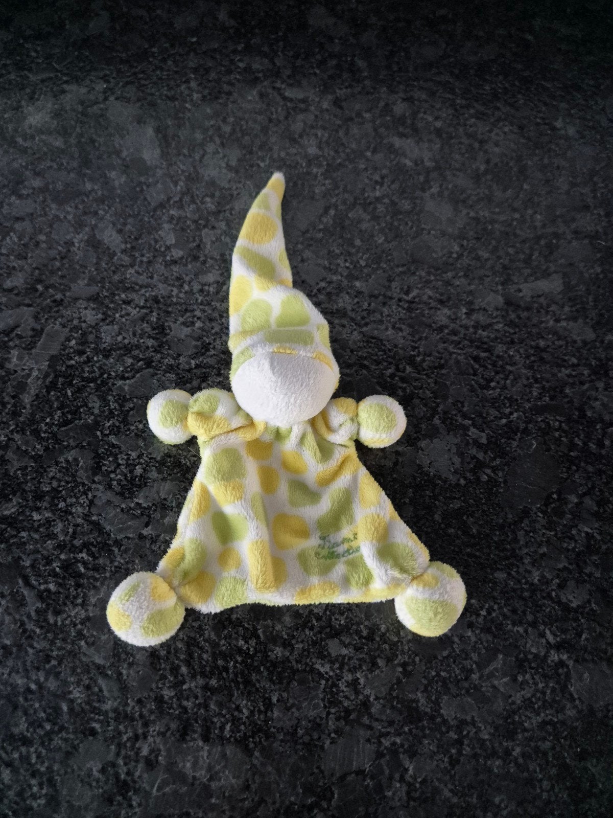 Tiamo - Knuffelpopje met puntmuts geel/groen, Ophalen of Verzenden, Overige typen
