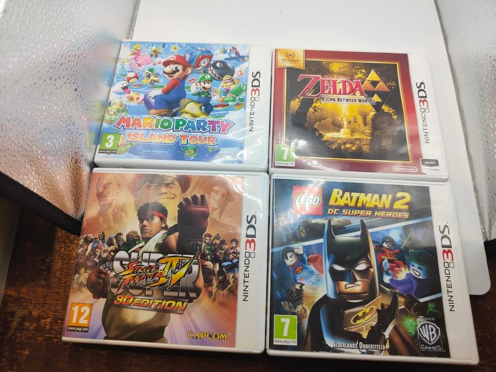 Diverse lege doosjes, boekjes van Nintendo en Sega, Spelcomputers en Games, Ophalen of Verzenden, Zo goed als nieuw
