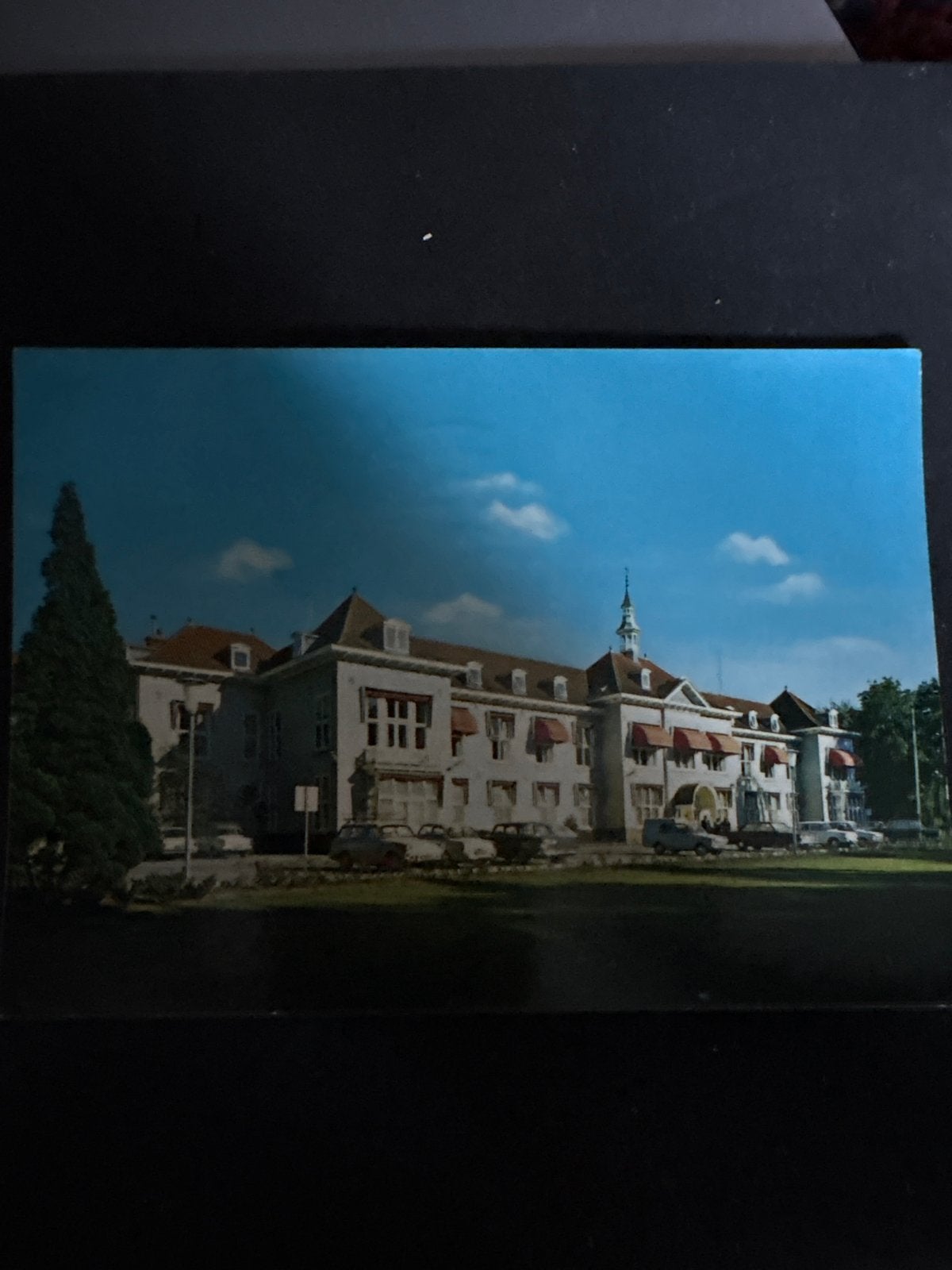 Ansichtkaart St. Laurensziekenhuis Breda (met oude auto’s ), Ophalen of Verzenden, 1980 tot heden, Gelopen, Noord-Brabant