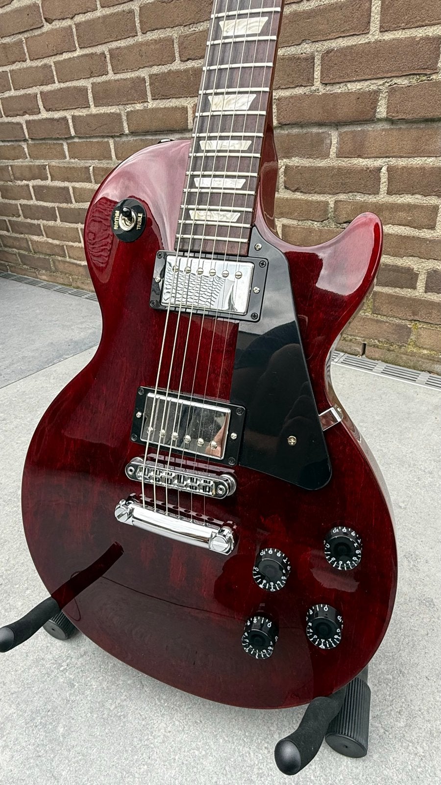 Gibson Les Paul Studio 2019 Wine Red, Ophalen of Verzenden, Zo goed als nieuw, Solid body, Gibson