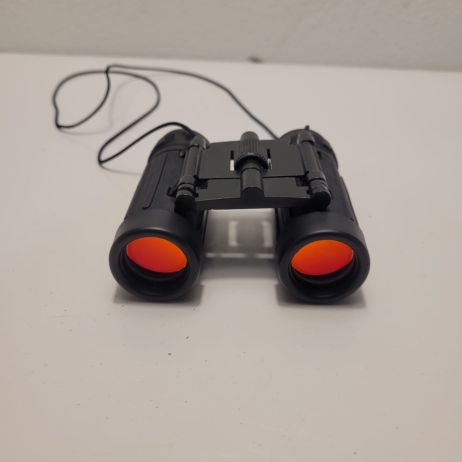 Compacte Verrekijker 8x21 - Ideaal voor Reizen en Natuur, Ophalen of Verzenden, Zo goed als nieuw, 8 tot 12x, Dakkant (recht)