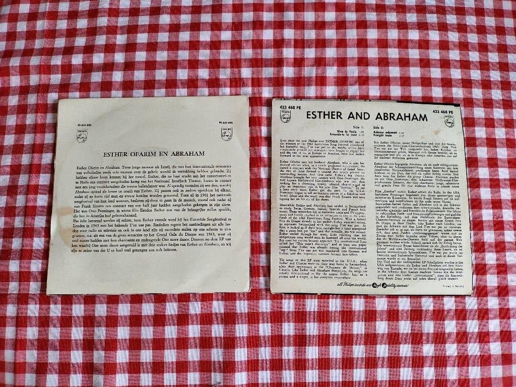 Foto 2 van Esther and Abraham Ofarim 7 inch EP  2 stuks